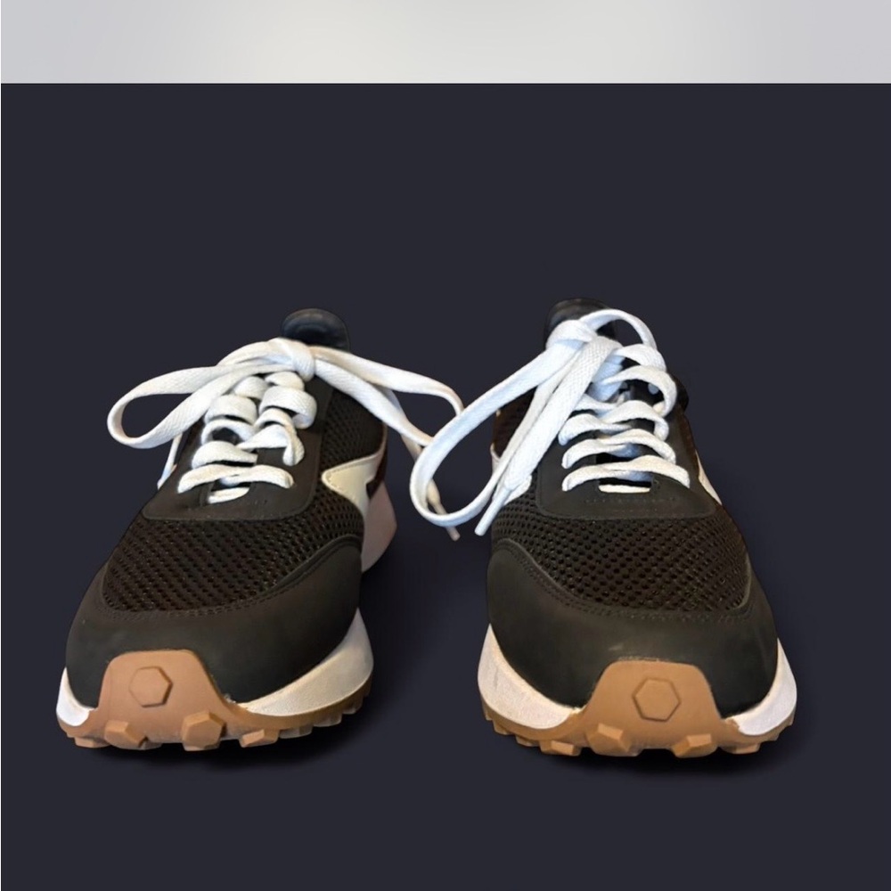 DV by Dolce Vita Black and White Athletic Shoes - Picture 2 of 4